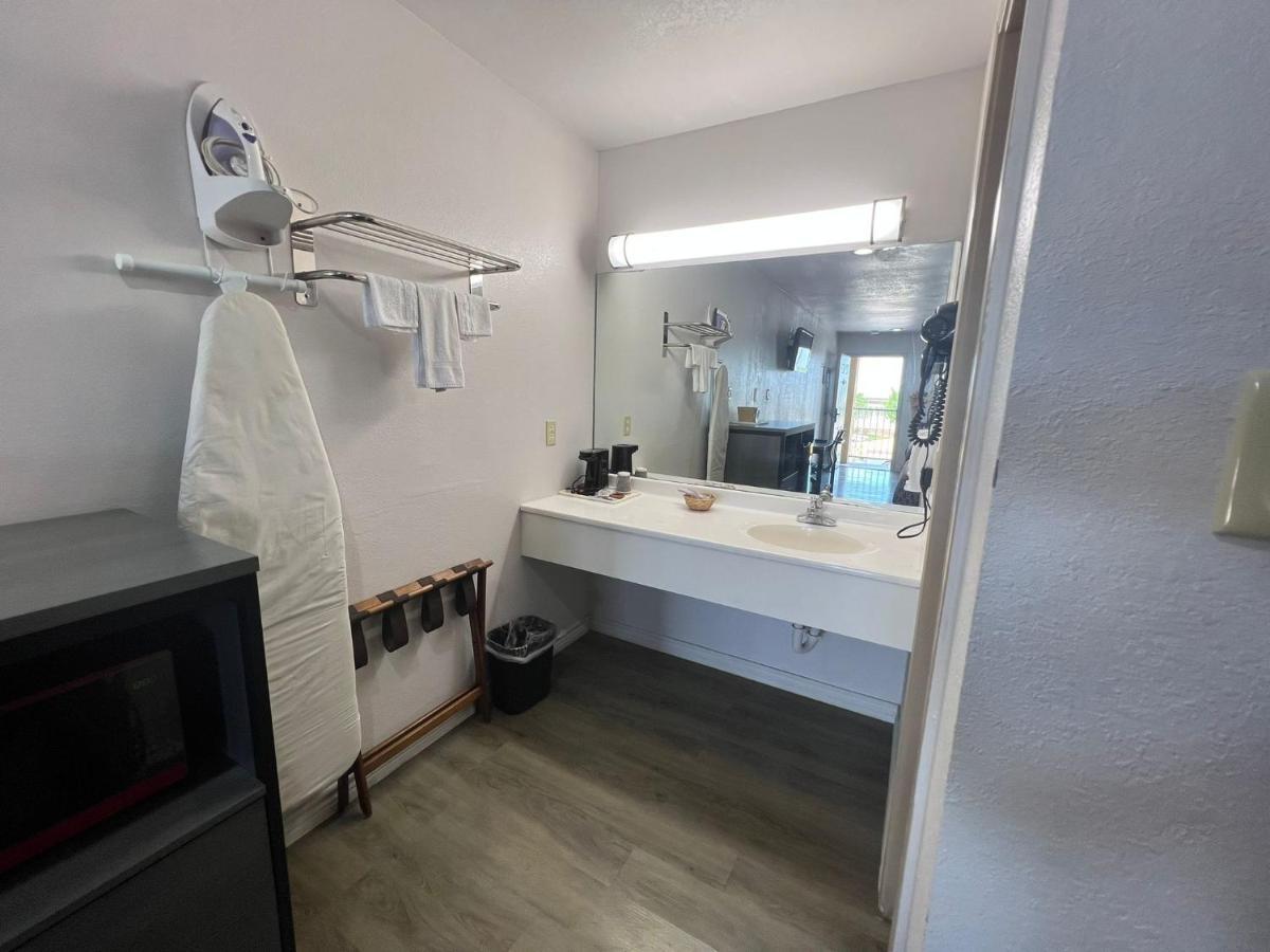 Country Hill Inn & Suite Eagle Pass Luaran gambar